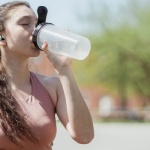 Energia e benessere al femminile: la guida agli integratori per lo sport
