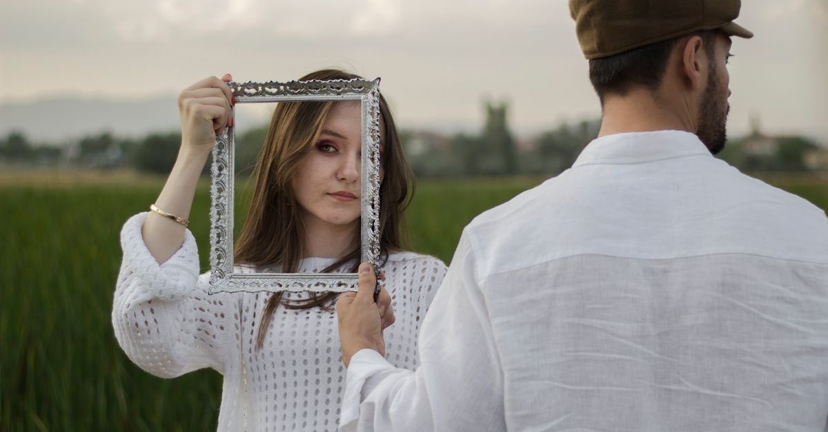 Quando le critiche in coppia feriscono: come trasformarle in dialogo e intimità