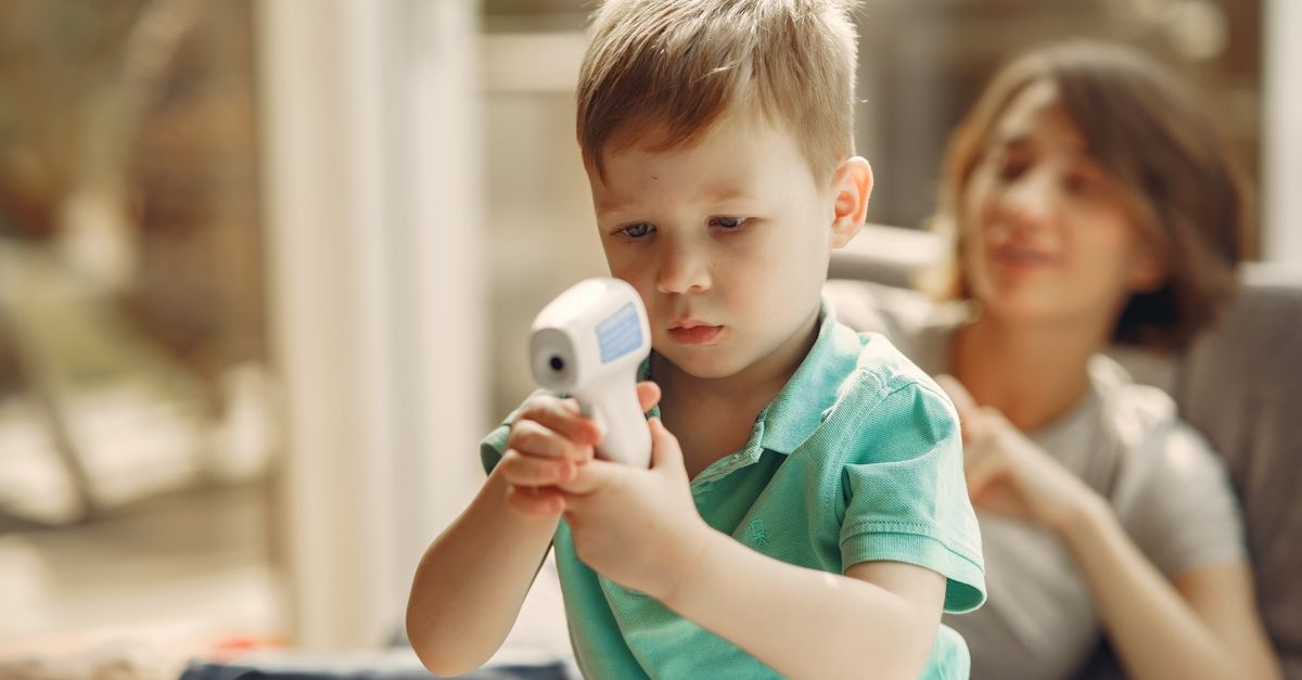Quale termometro scegliere per i bambini? Guida pratica per genitori attenti