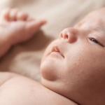 Crosta lattea nei neonati: rimedi dolci e consigli pratici per una pelle serena