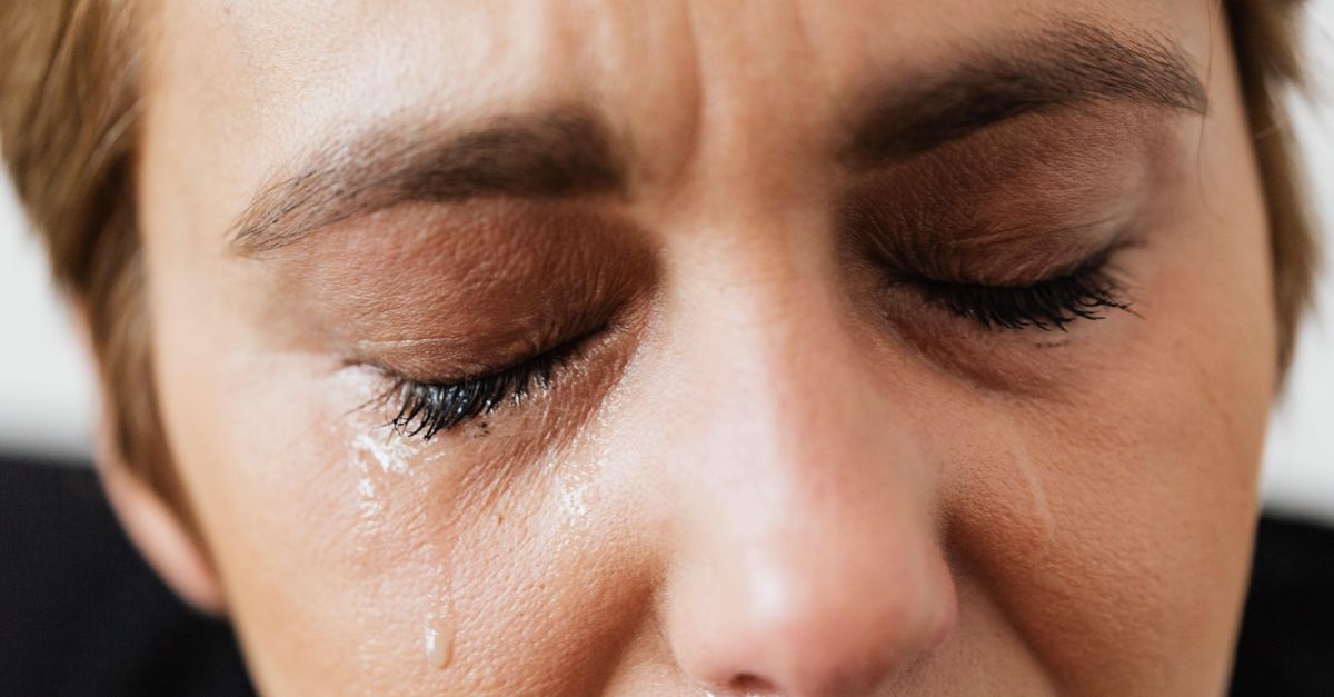 Lacrime dopo una rottura: come trasformare il dolore in una nuova ripartenza
