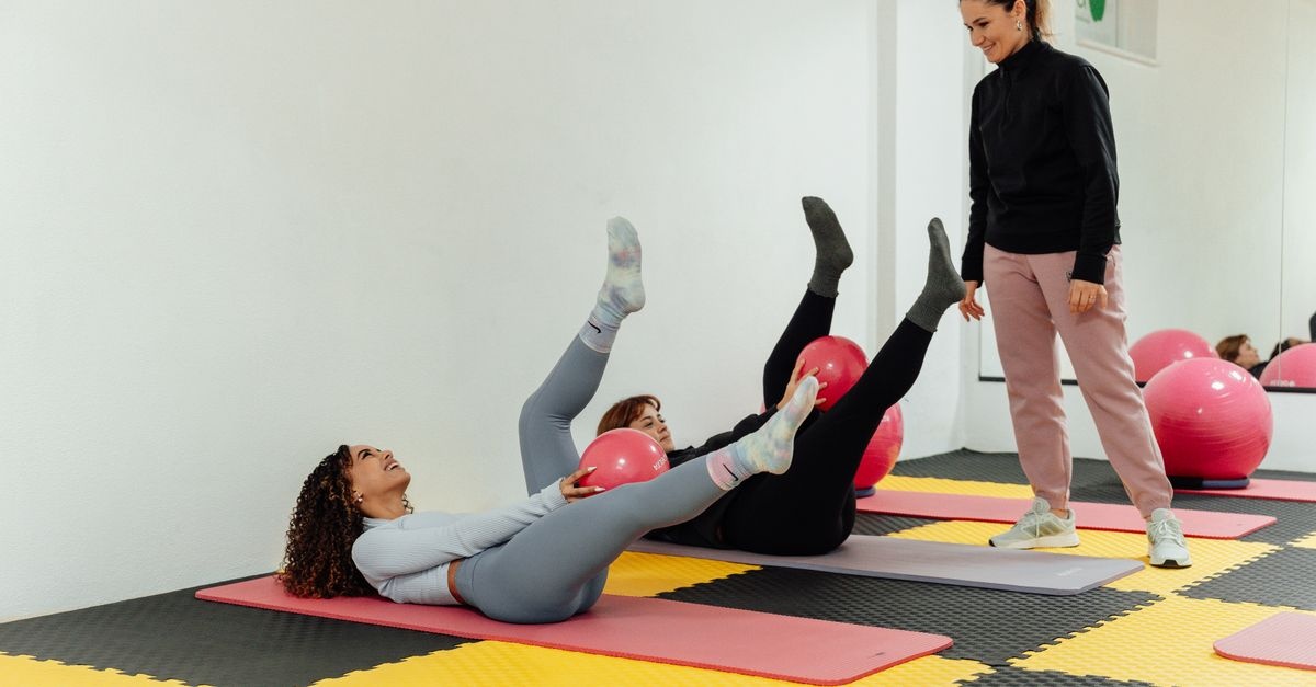 Pilates per un Corpo Tonico: 7 Esercizi Semplici per Scolpire e Rinforzare